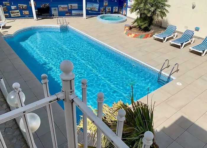 Amerique Hotel Palavas - Piscine - Plage